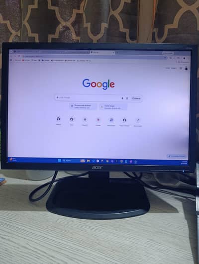 Acer 22 inches monitor & wireless A4 tech mouse & DVI HDMI connector