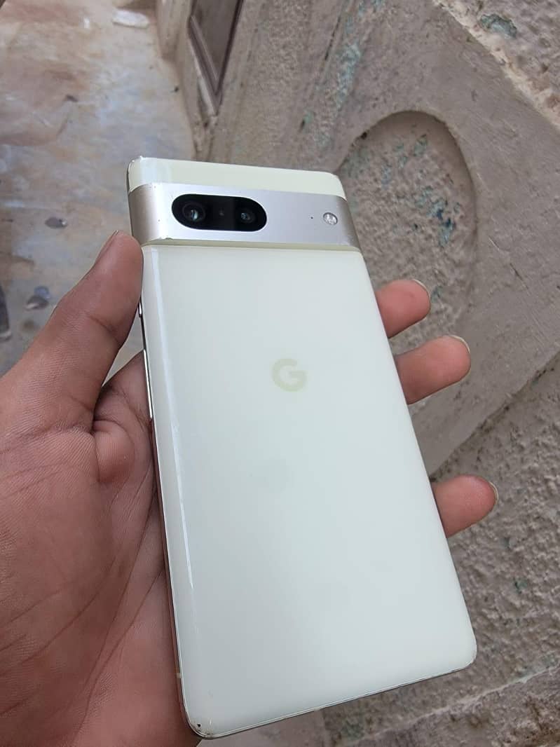 Google Pixel 7 2
