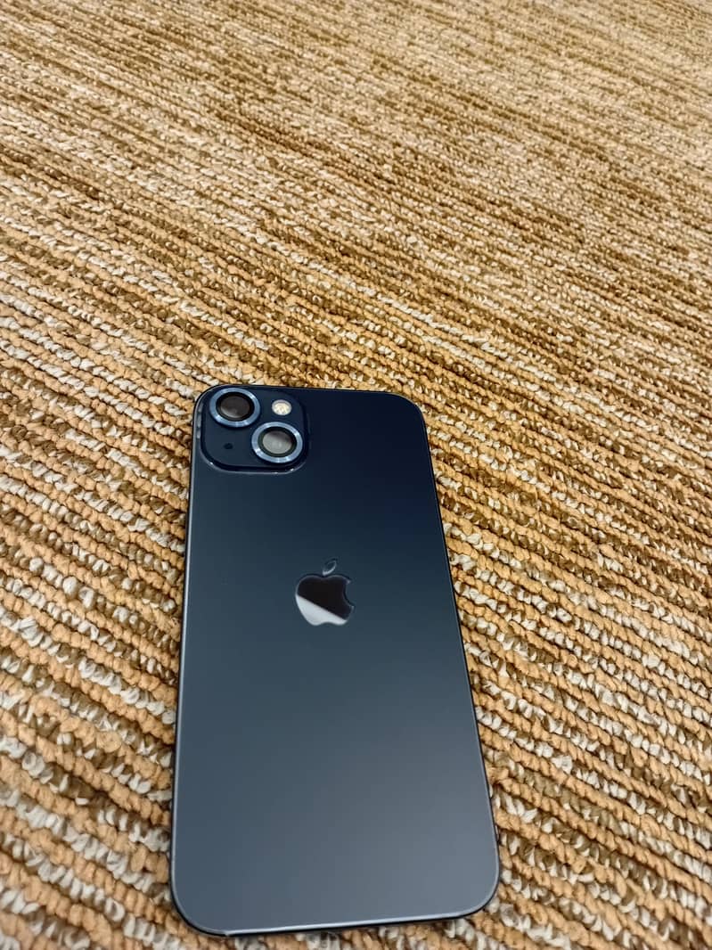 Apple iPhone 13 1