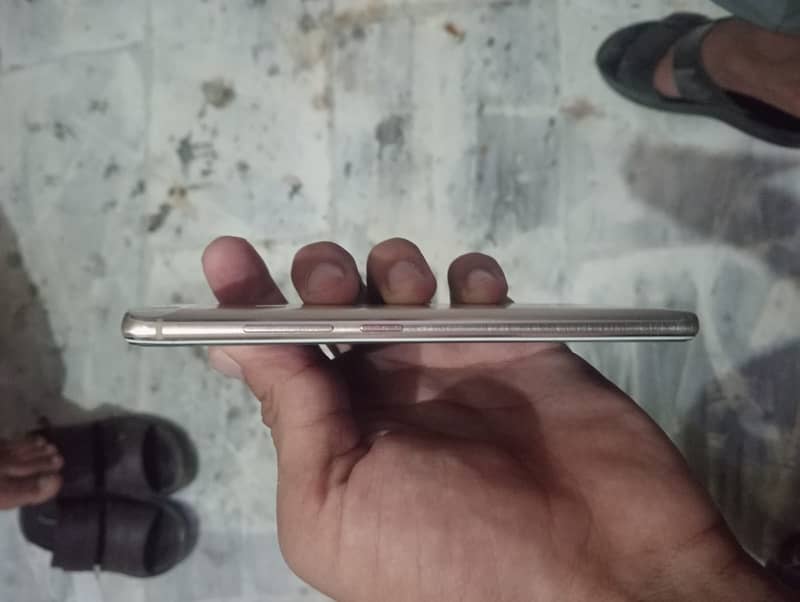Huawei Nova 4