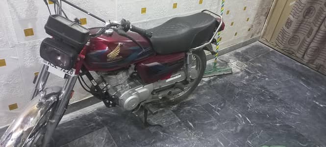 HONDA CG125