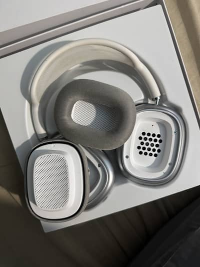Air max headphones