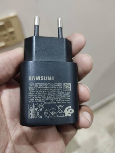 Samsung Original Accessories Combo - 25W Fast Charger + AKG Handfree