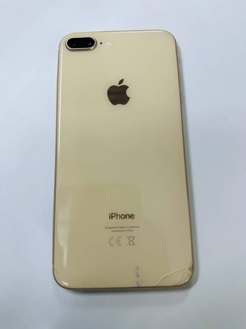 iPhone 8 Plus 0