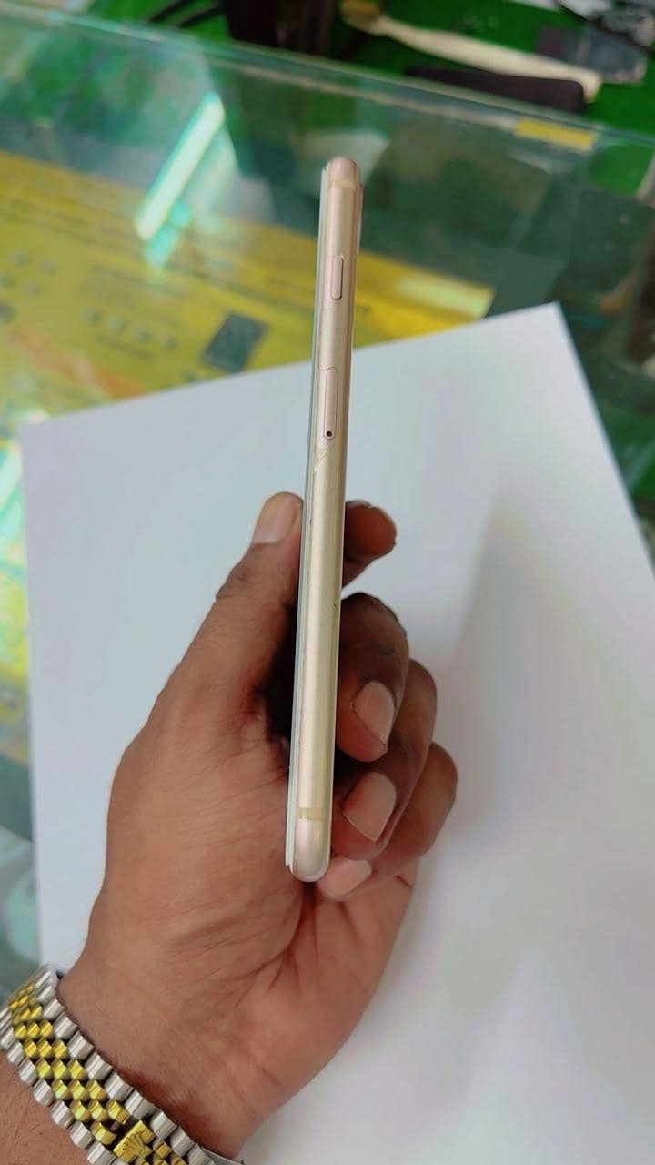 iPhone 8 Plus 3
