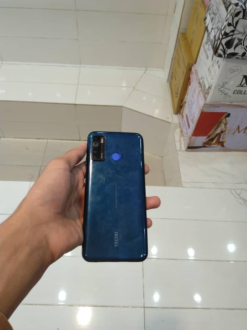 Tecno CAMON 15 0