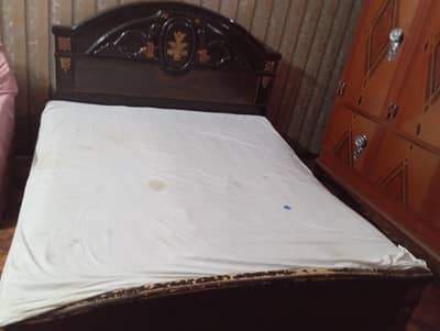 wooden bed big size for sale