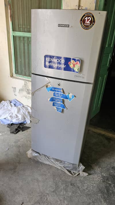 Kenwood fridge for sale fresh condition.