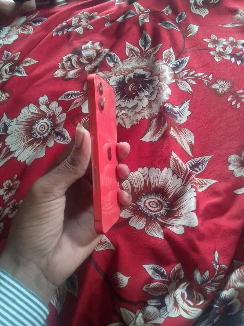 Apple iPhone 12 5