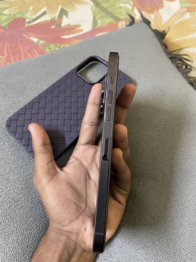 iPhone 14 Pro Max 1