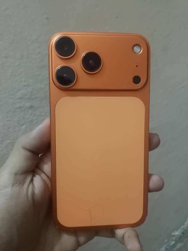 Apple iPhone 17 Pro 0