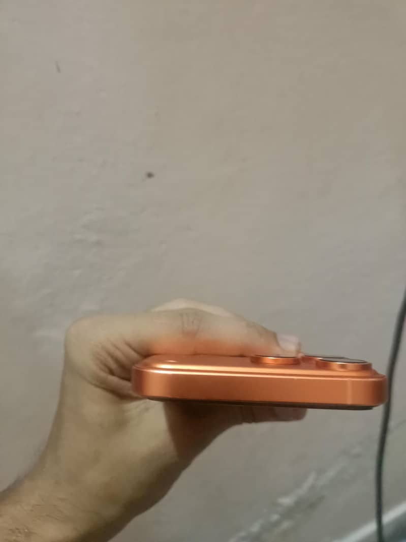 Apple iPhone 17 Pro 6