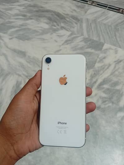 Apple iPhone XR