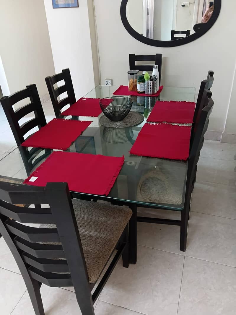 Dining table with chairs 0