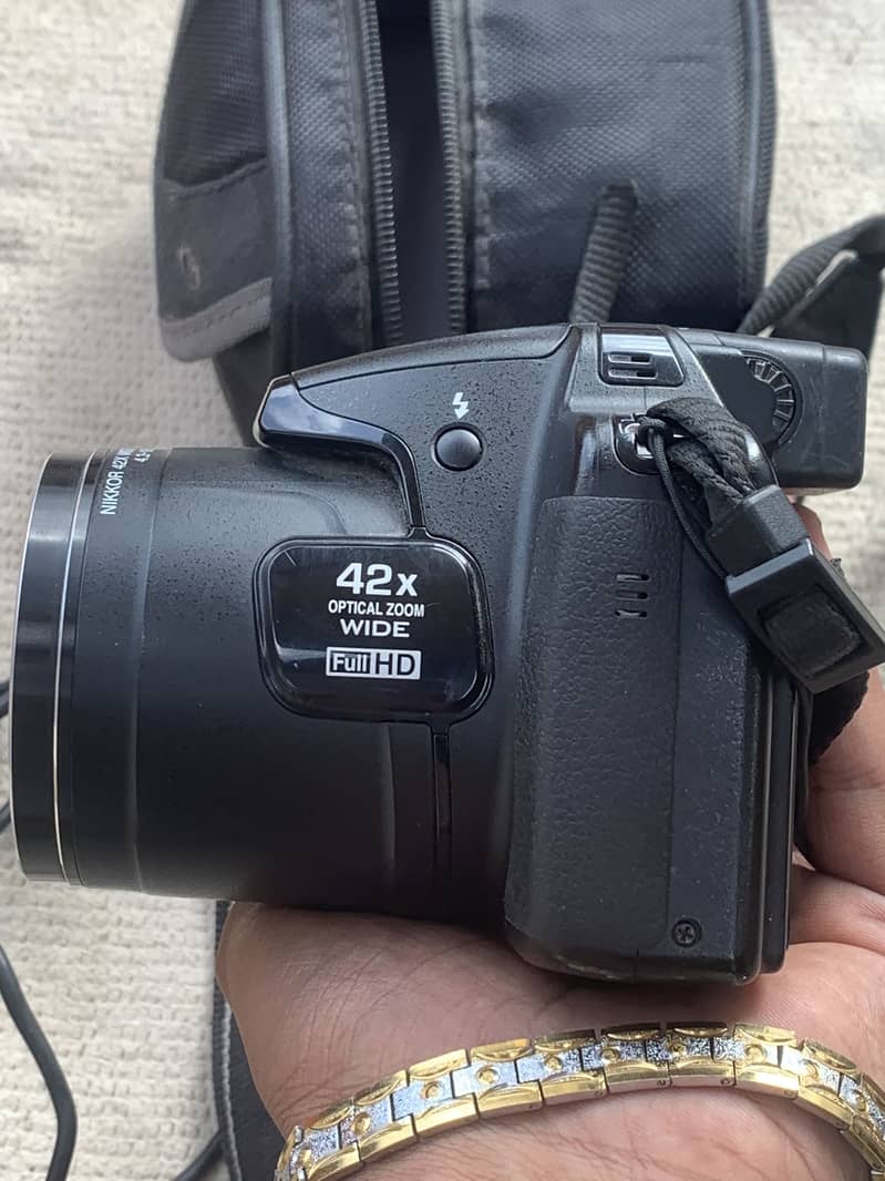 Nikon 2