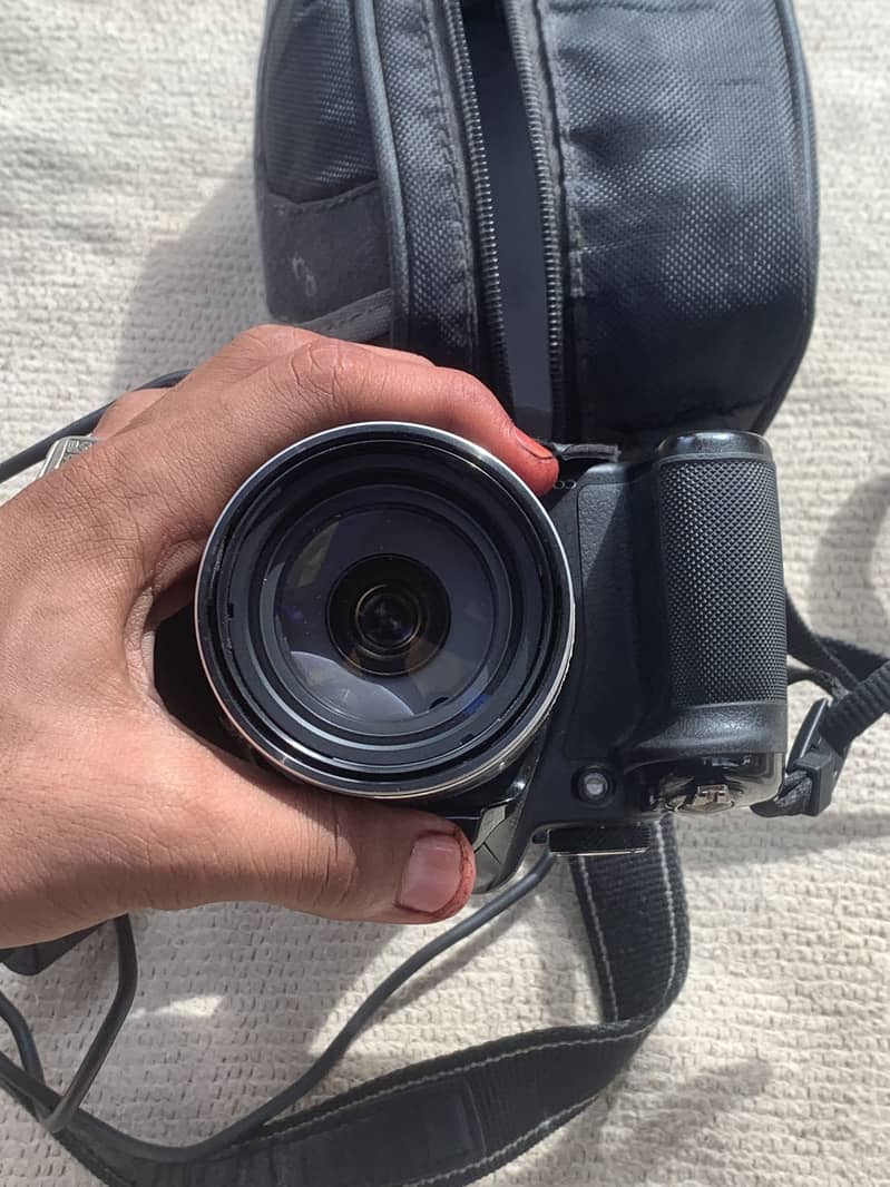 Nikon 5