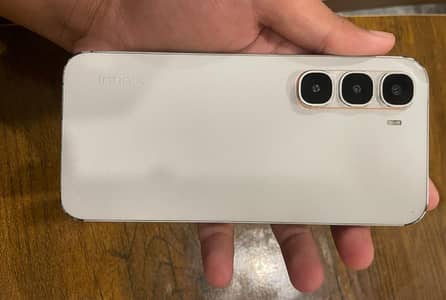 Infinix Hot 60 Pro