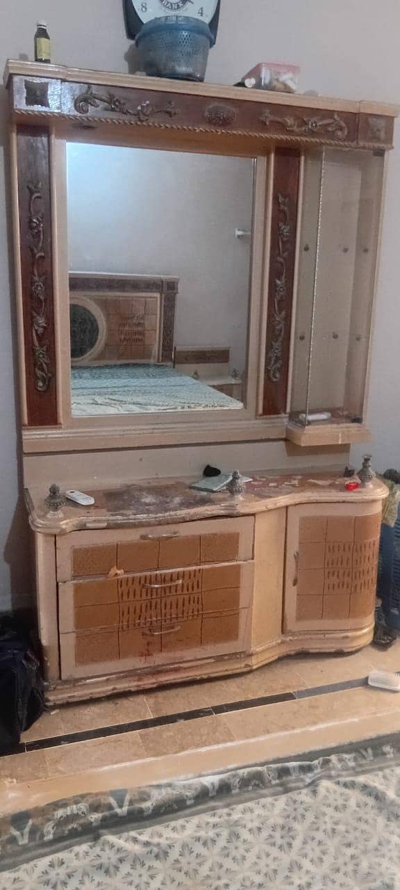 Dressing Table 2