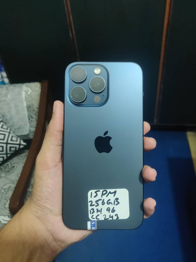 iPhone 15 Pro Max 256GB JV 0