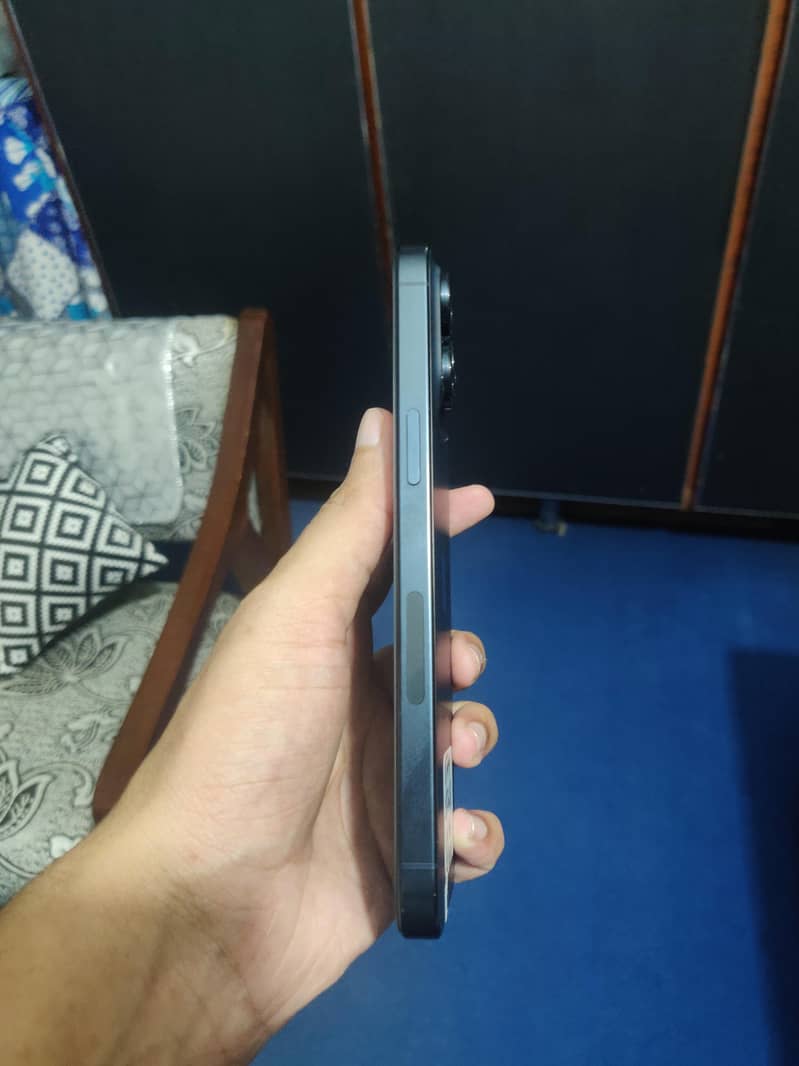 iPhone 15 Pro Max 256GB JV 1