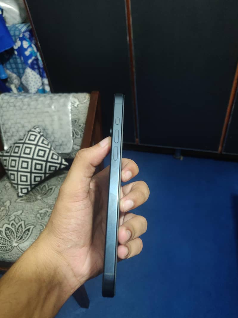 iPhone 15 Pro Max 256GB JV 2