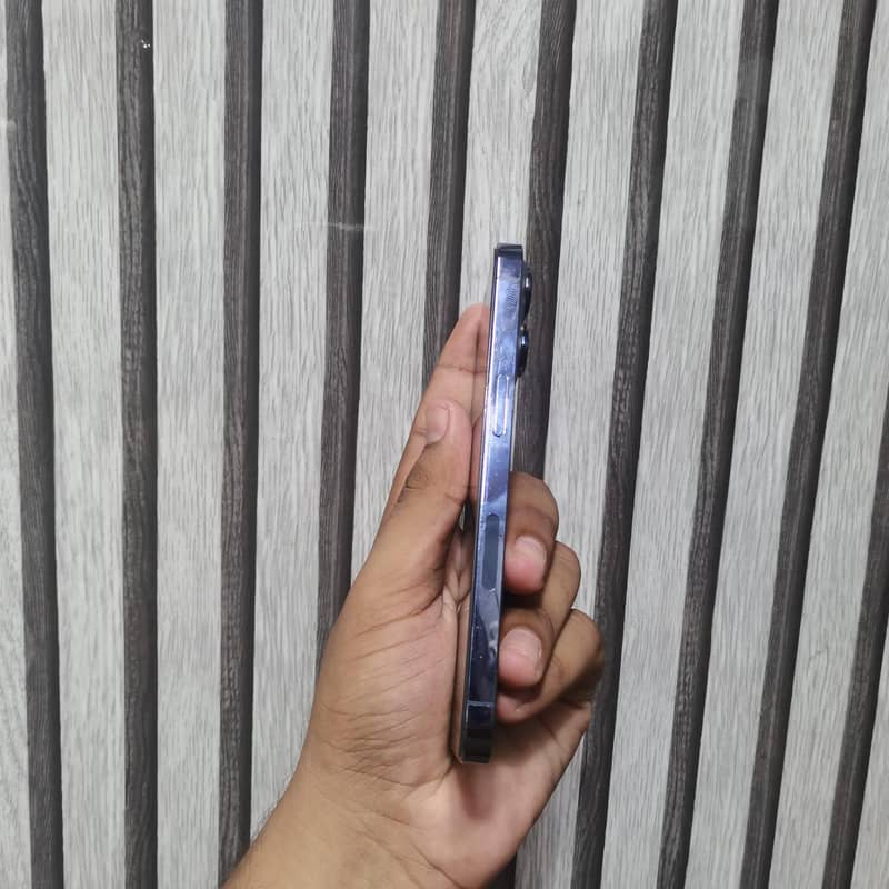Apple iPhone 13 Pro 5