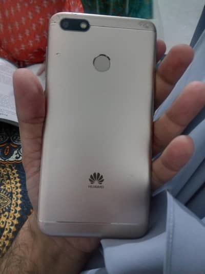 Huawei Y6 2017