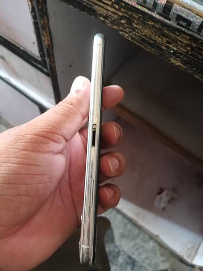 iphone 11 promax factory unlocked 256gb ded 03009855409