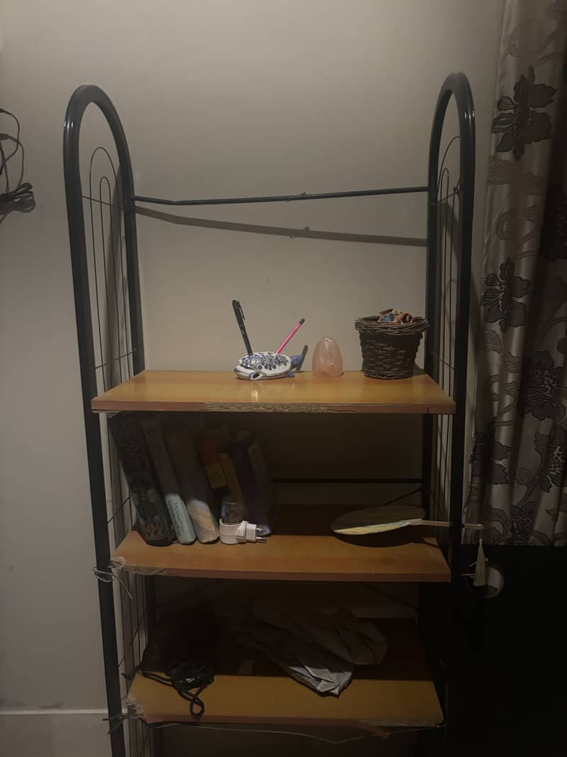 Book shelf 0