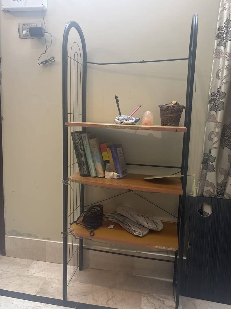 Book shelf 1