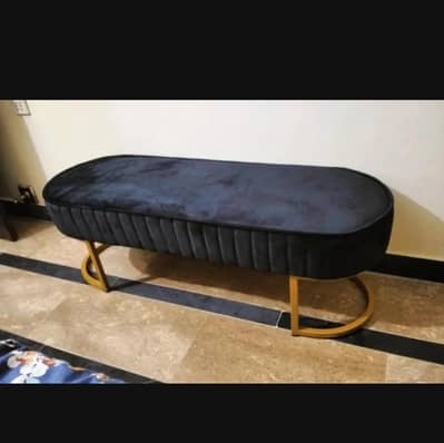 3 seater sethi for sale new hai daraz se liya hai