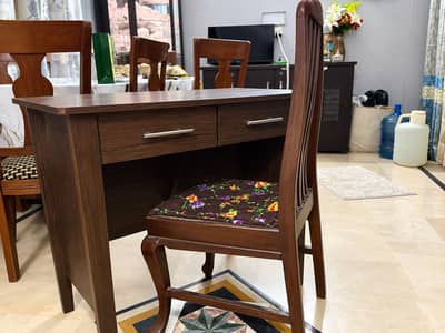 Study Table with 2 Chairs – Rs. 9,000
