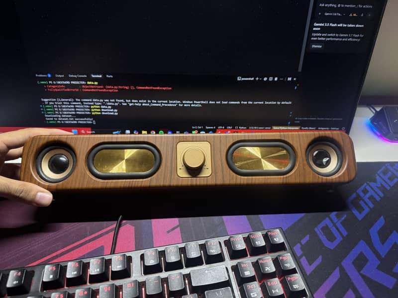 Bluetooth tri mode speaker 0