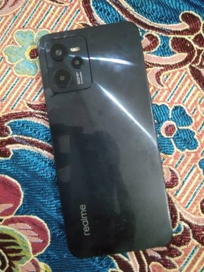 Realme C35