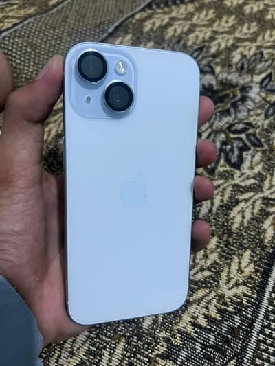 Apple iPhone 15