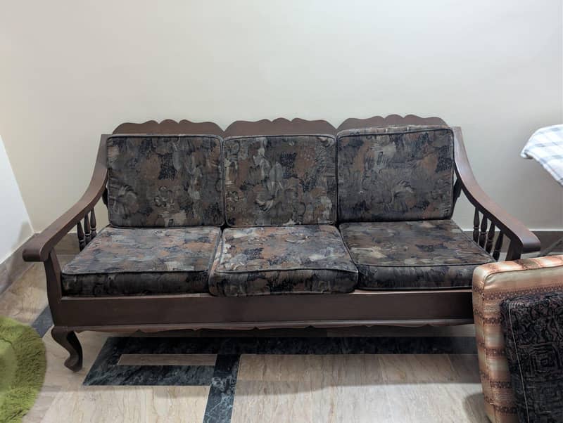 shisham sofa 1