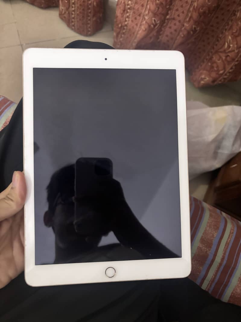 Ipad 5th generation 0