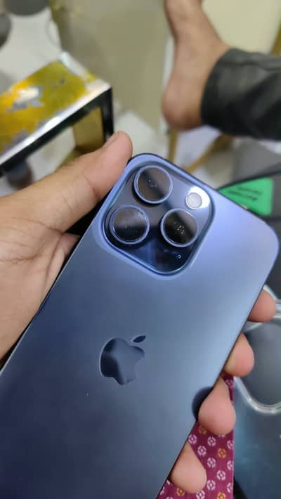 Apple iPhone 15 Pro Max