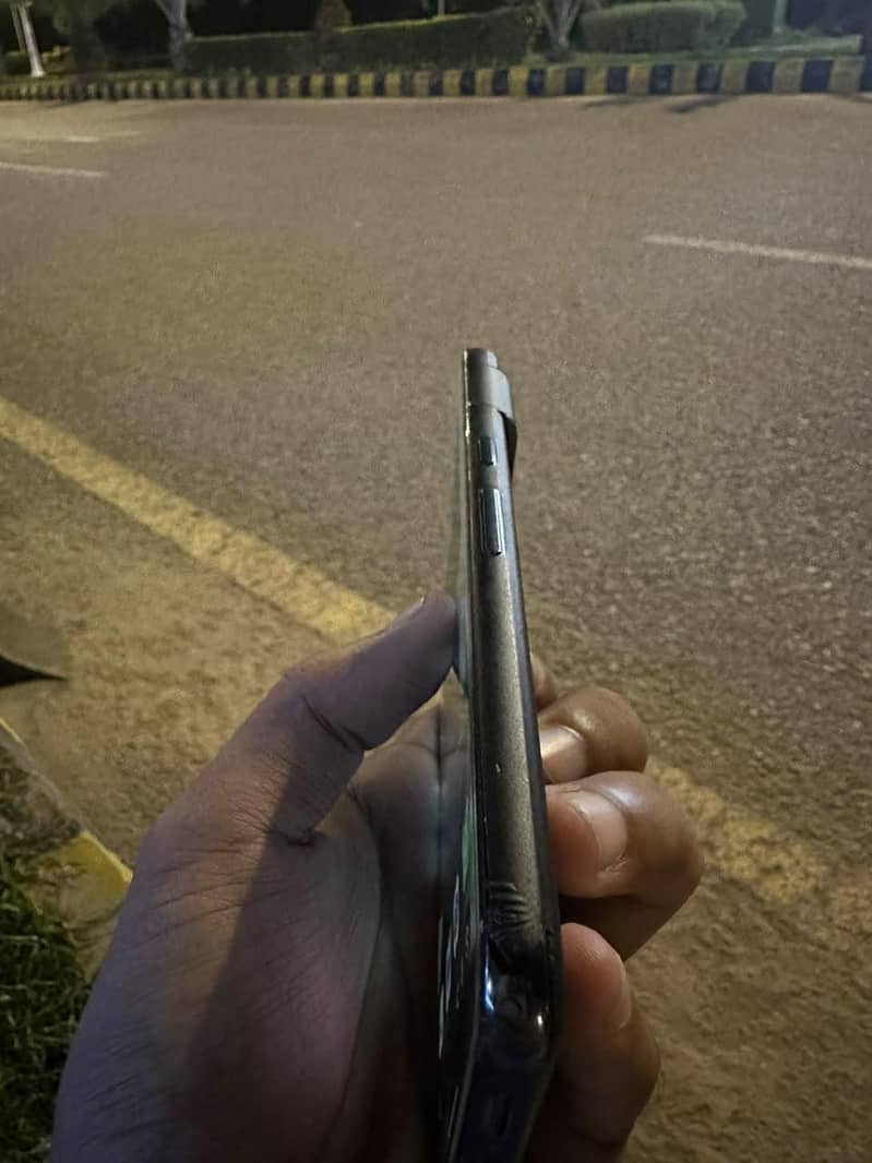 Google Pixel 8 Pro 2