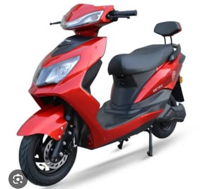 Metro Thrill Scooty for Sale – Good Condition