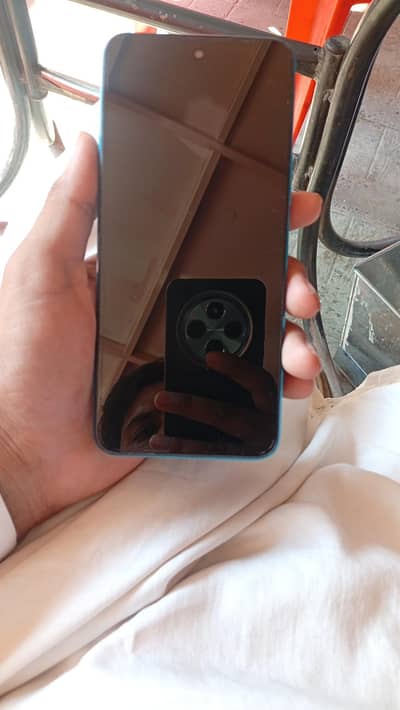 Infinix Hot 12