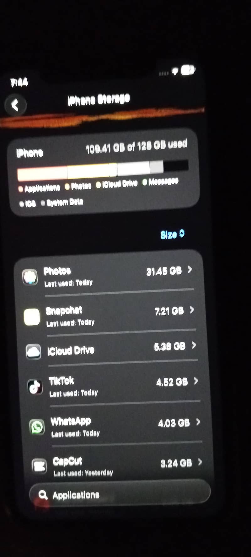 Apple iPhone 11 4
