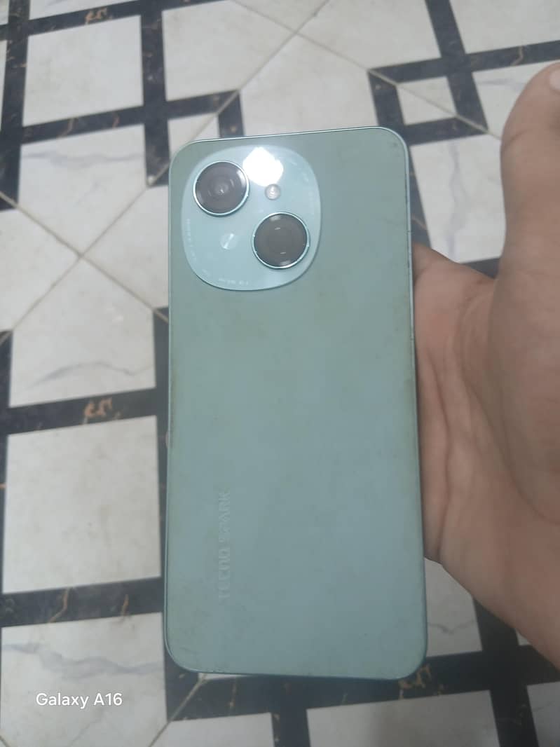 Tecno Spark Go 1 1