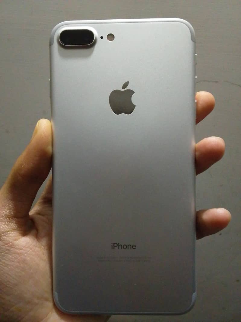 Apple iPhone 7 Plus 0