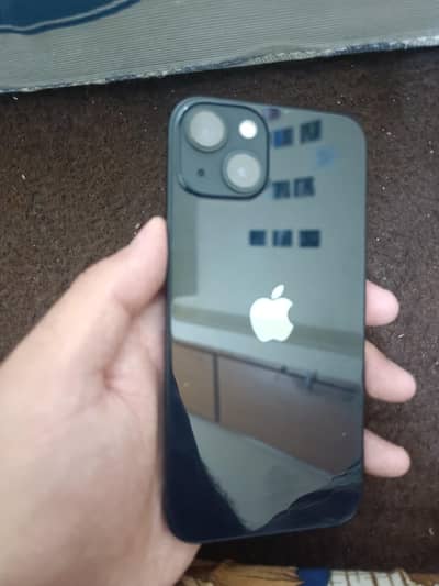 Apple iPhone 13