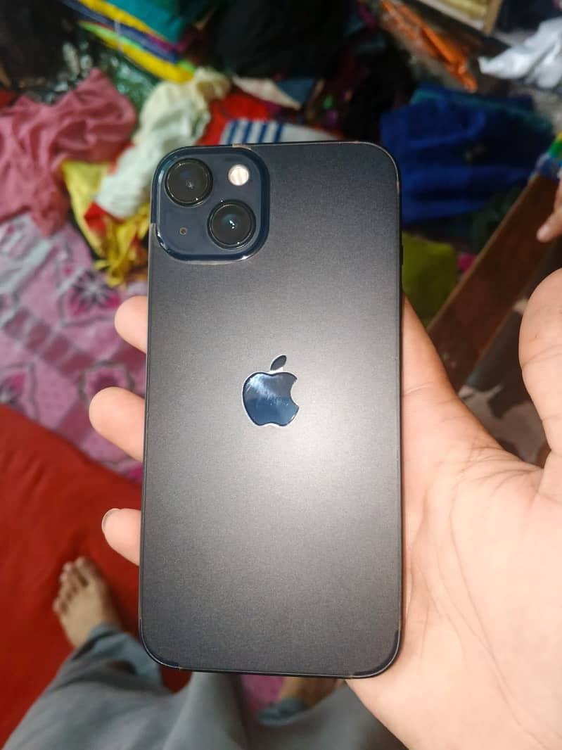 Apple iPhone 13 1