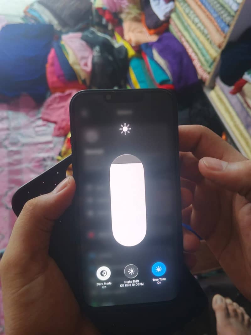 Apple iPhone 13 5