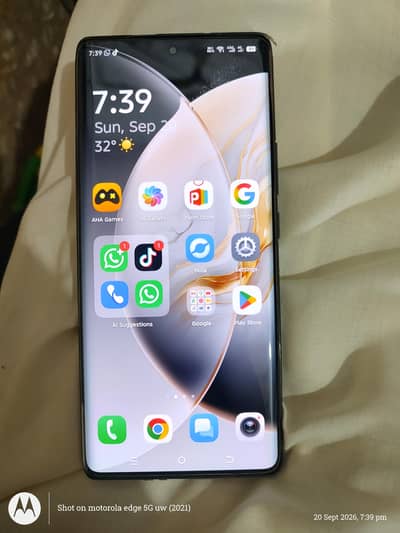 Tecno CAMON 30S