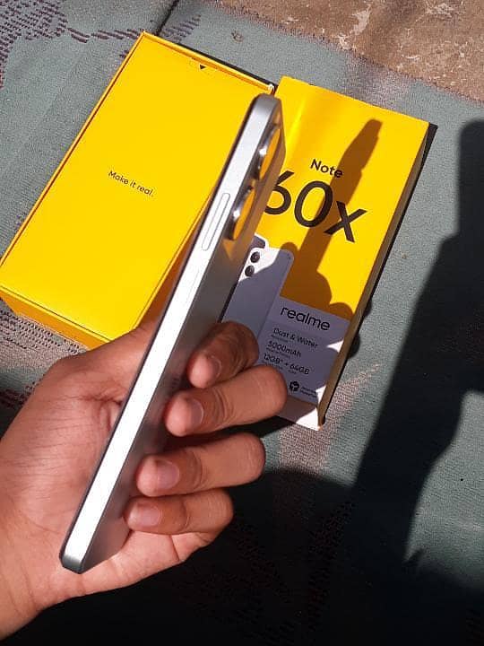 Realme Note 60x 4