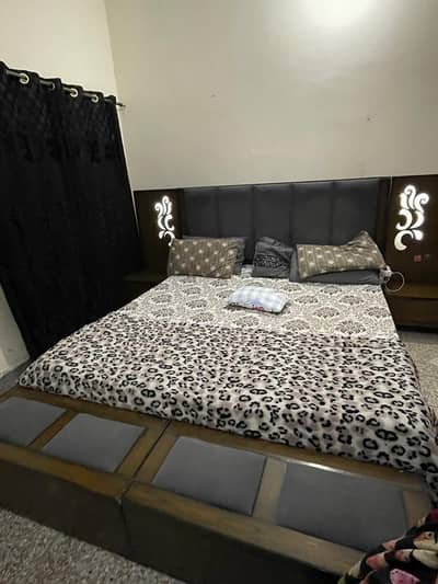 Bed Set with Side Tables and Dressing Table for Sale